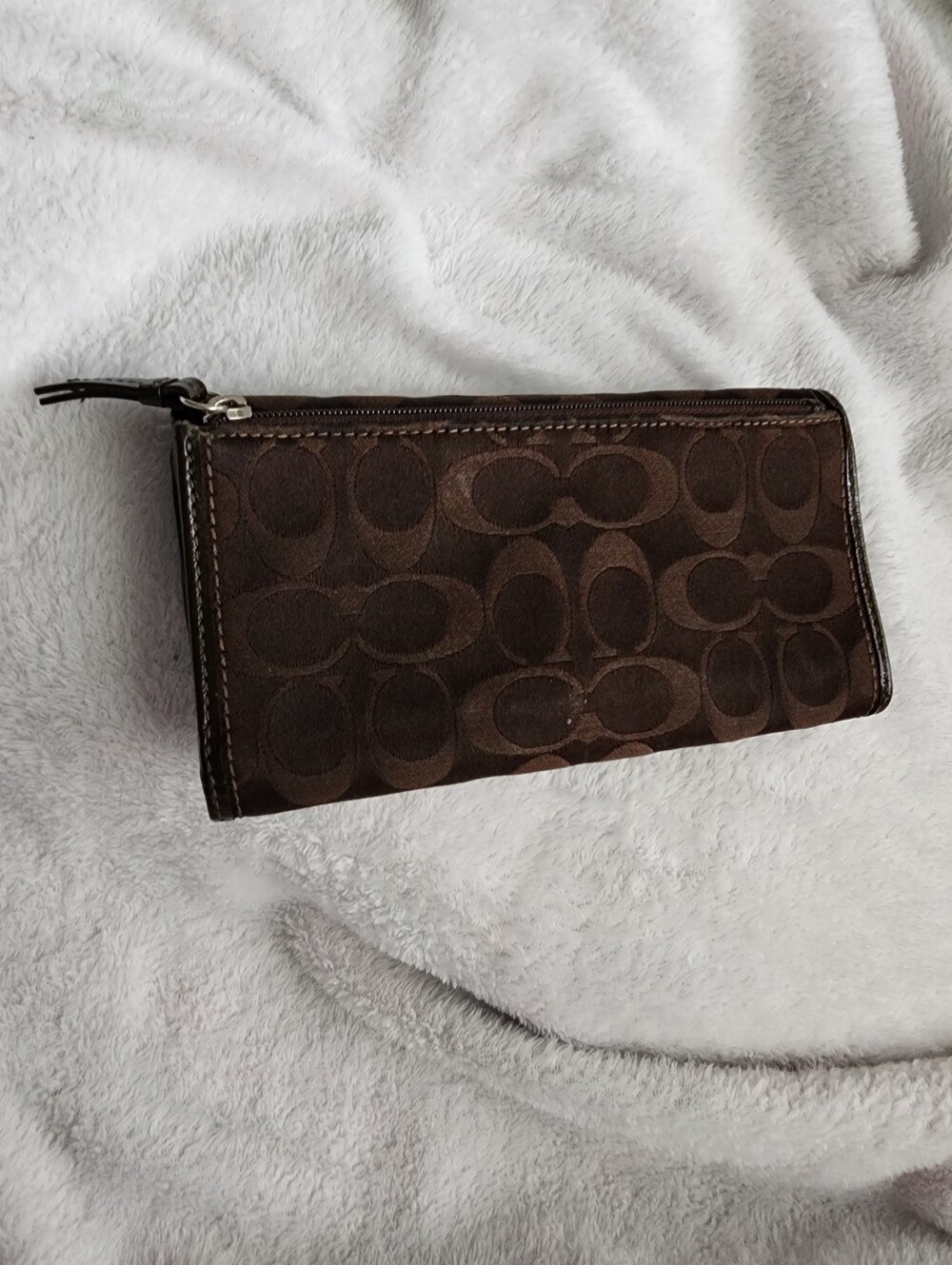 Coach Signature Soho Buckle Trifold Wallet Chocolate Brown - Picture 2 of 10